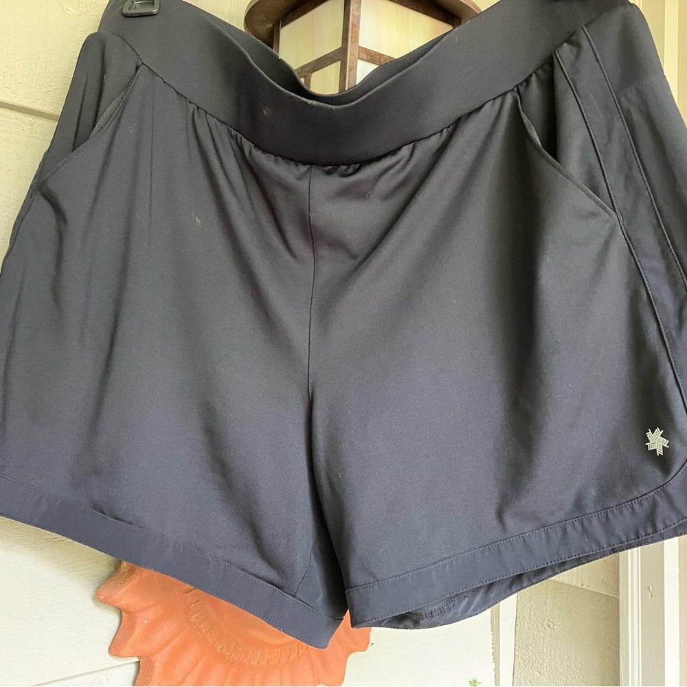 Womens Black Tek Gear 1x Workout Shorts